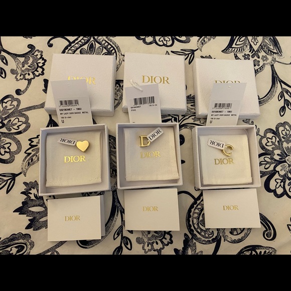 My ABCDior badge - Picture 4 of 4